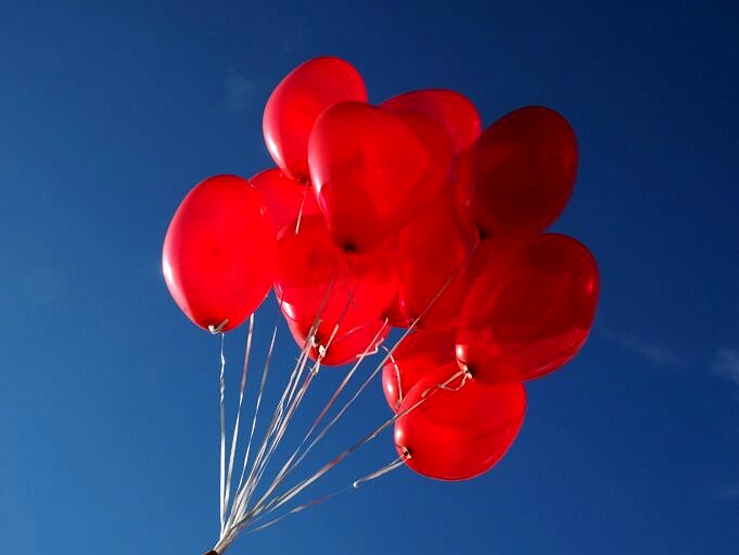 5 Einfache Möglichkeiten, Um Luftballons Leise Zu Platzen