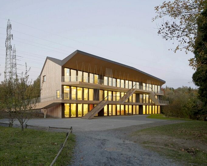 Rudolf-Steiner-Schule / LOKALE ARCHITEKTUR